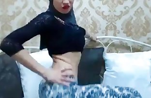Sexy Paki Slut On Cam!