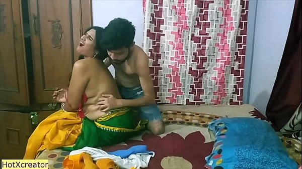 Indian hot Milf aunty vs hot teen!! Indian sex with hindi audio